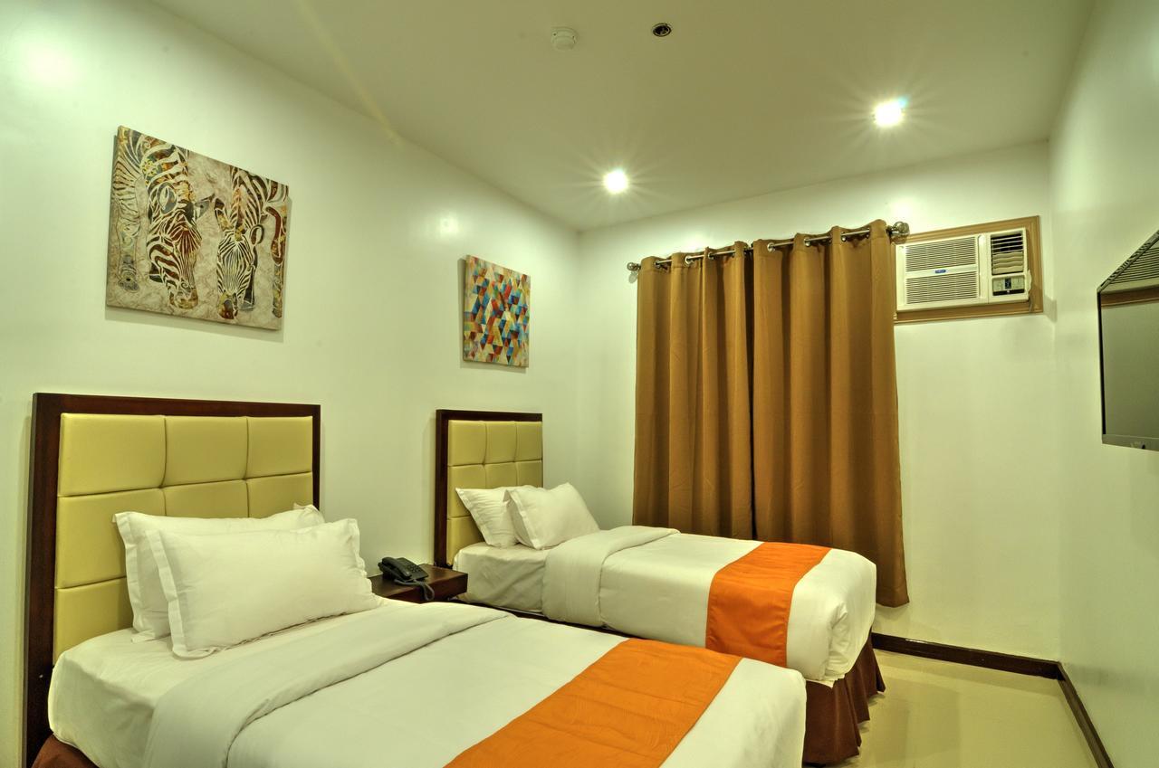 Amaris Suites Butuan City Exterior photo